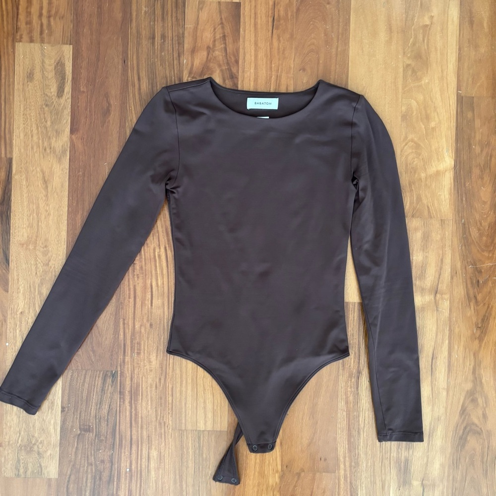 Aritzia Babaton Rich Mocha Brown Long Sleeve Crew Neck Bodysuit